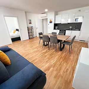Modern, New, Next To Metro - Gg13 Apartmán Vídeň